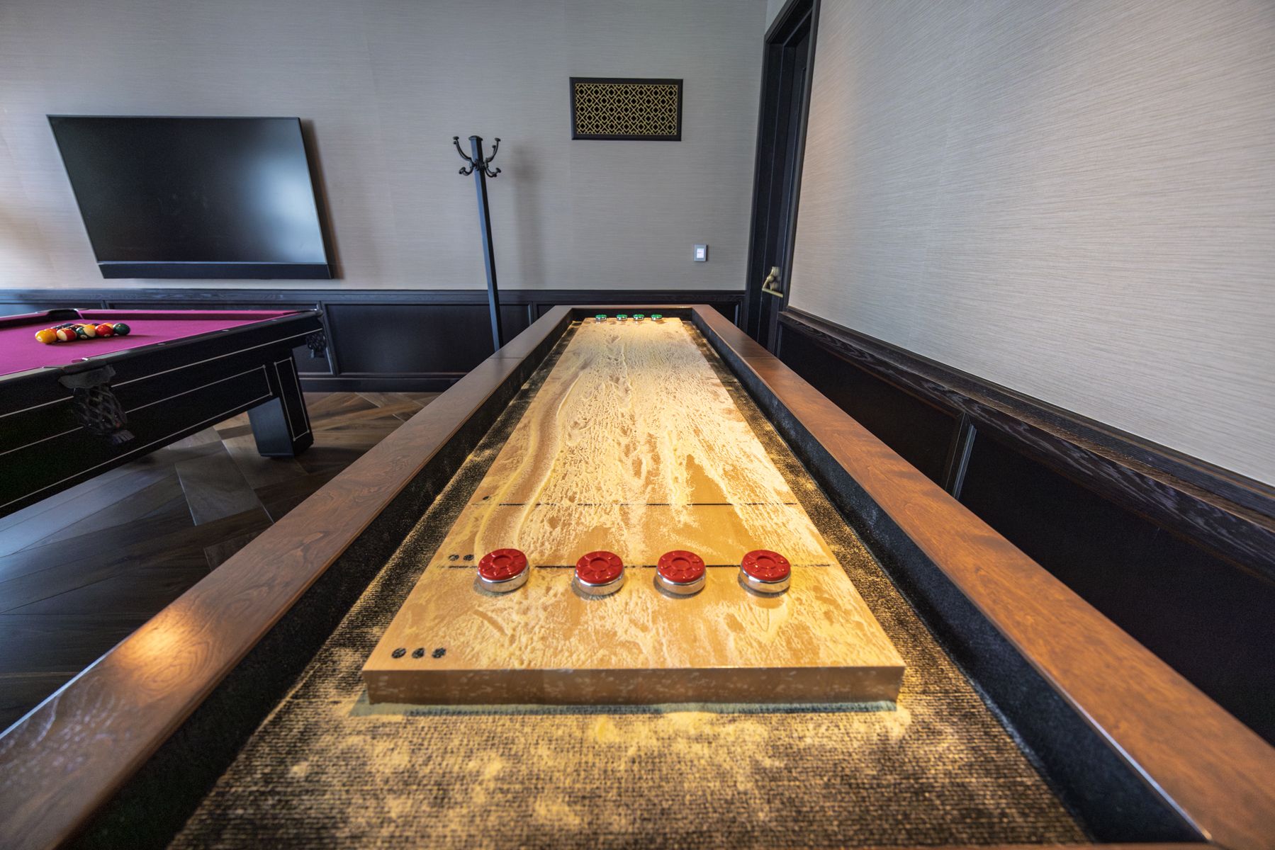 Game and entertainment room in the residents’ club at 706 Mission